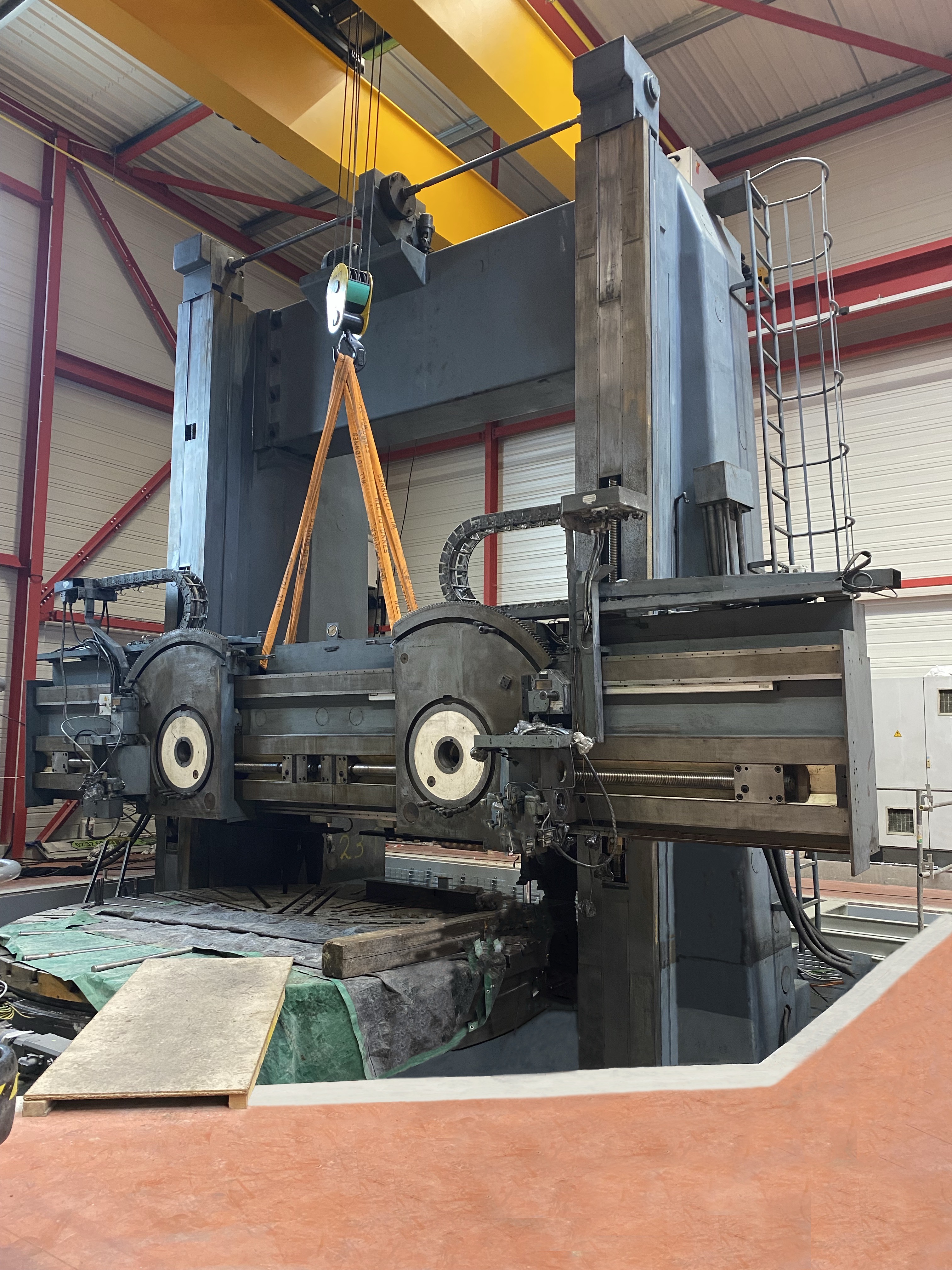 MACHINE SCHIESS